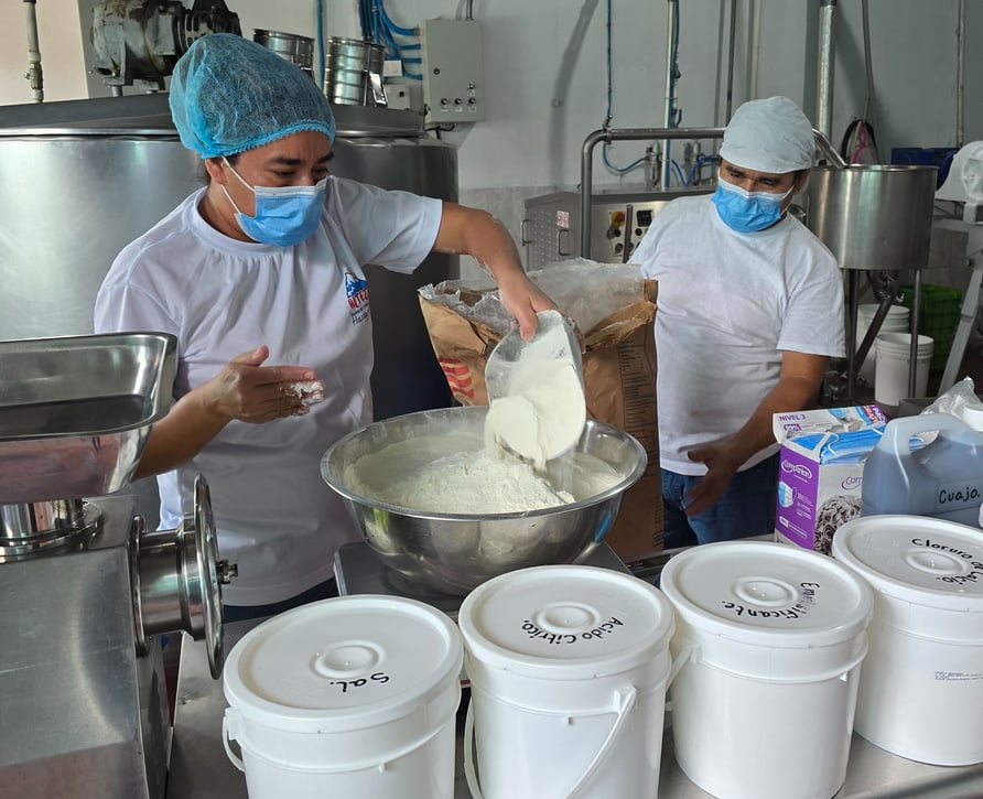 El Sal mixing dry adj